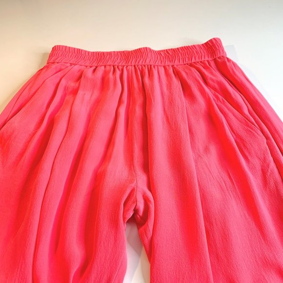 Chic Pink Women's Trousers - Picture 3 of 10